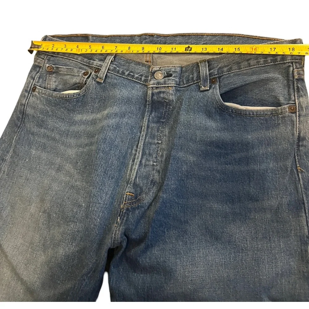 LEVI 501 Straight Leg Medium Wash Blue Denim Button Fly Jeans| 26x30